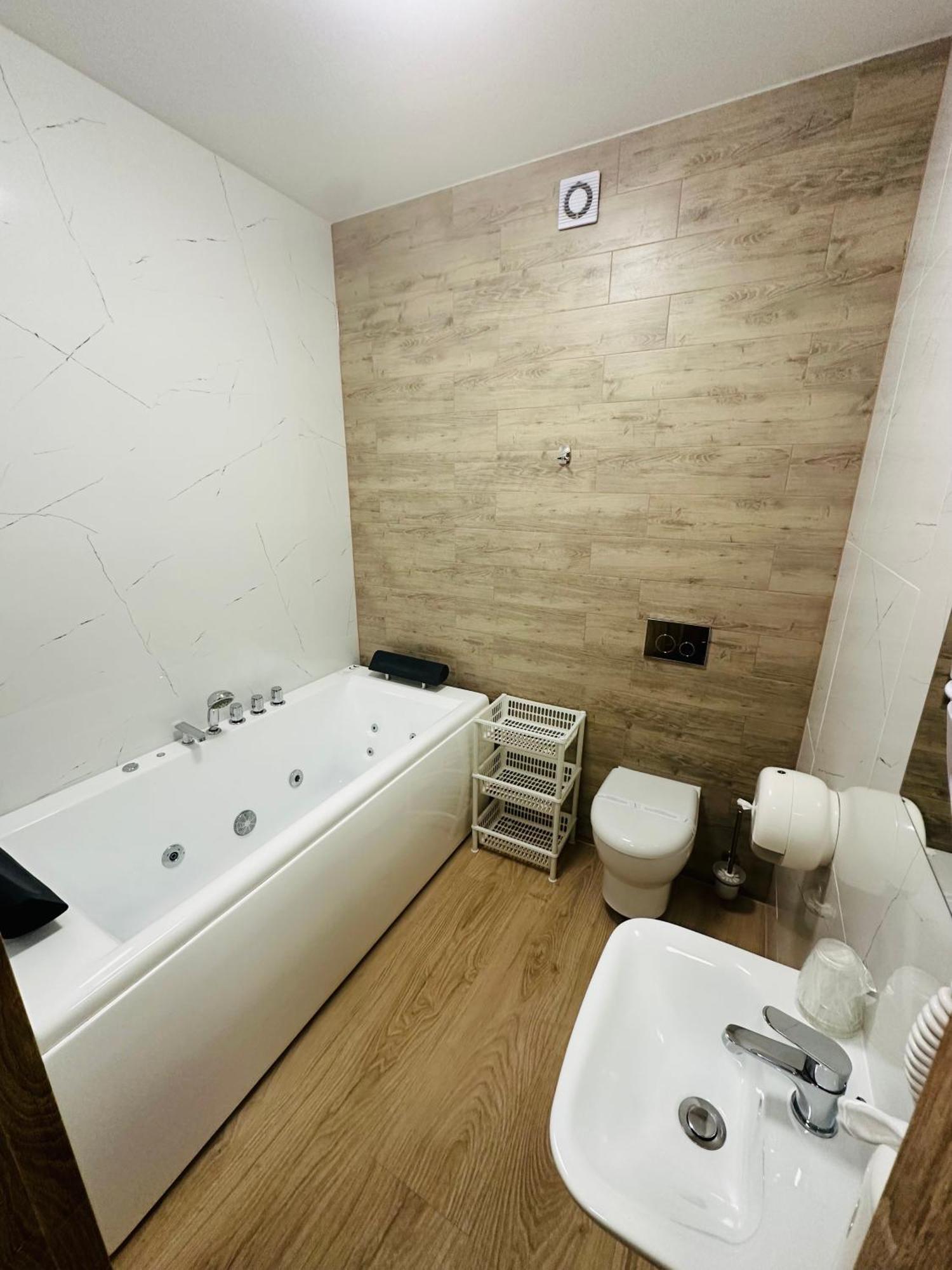 Miejsca Noclegowe W Arka Medical Spa Kołobrzeg Eksteriør bilde